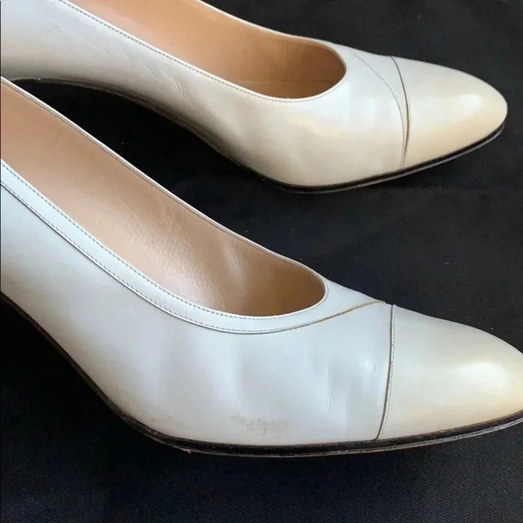 Women’s Salvatore Ferragamo Vintage Two-Tone Cap Toe Pump Size 38.5 US 8.5 - Picture 8 of 9